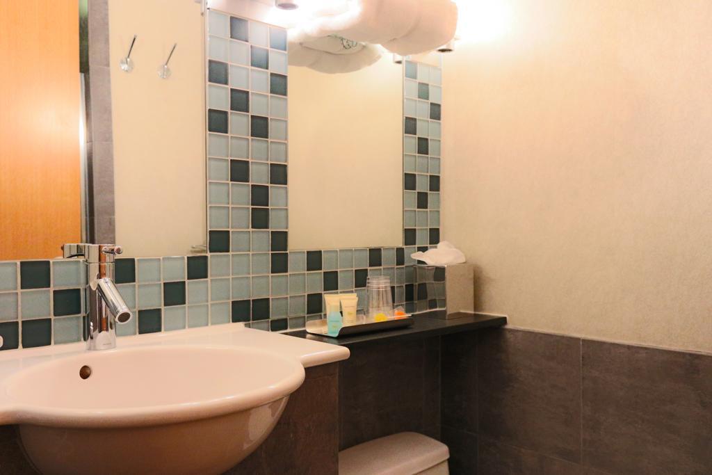 Standard Room,112738032:JPEG