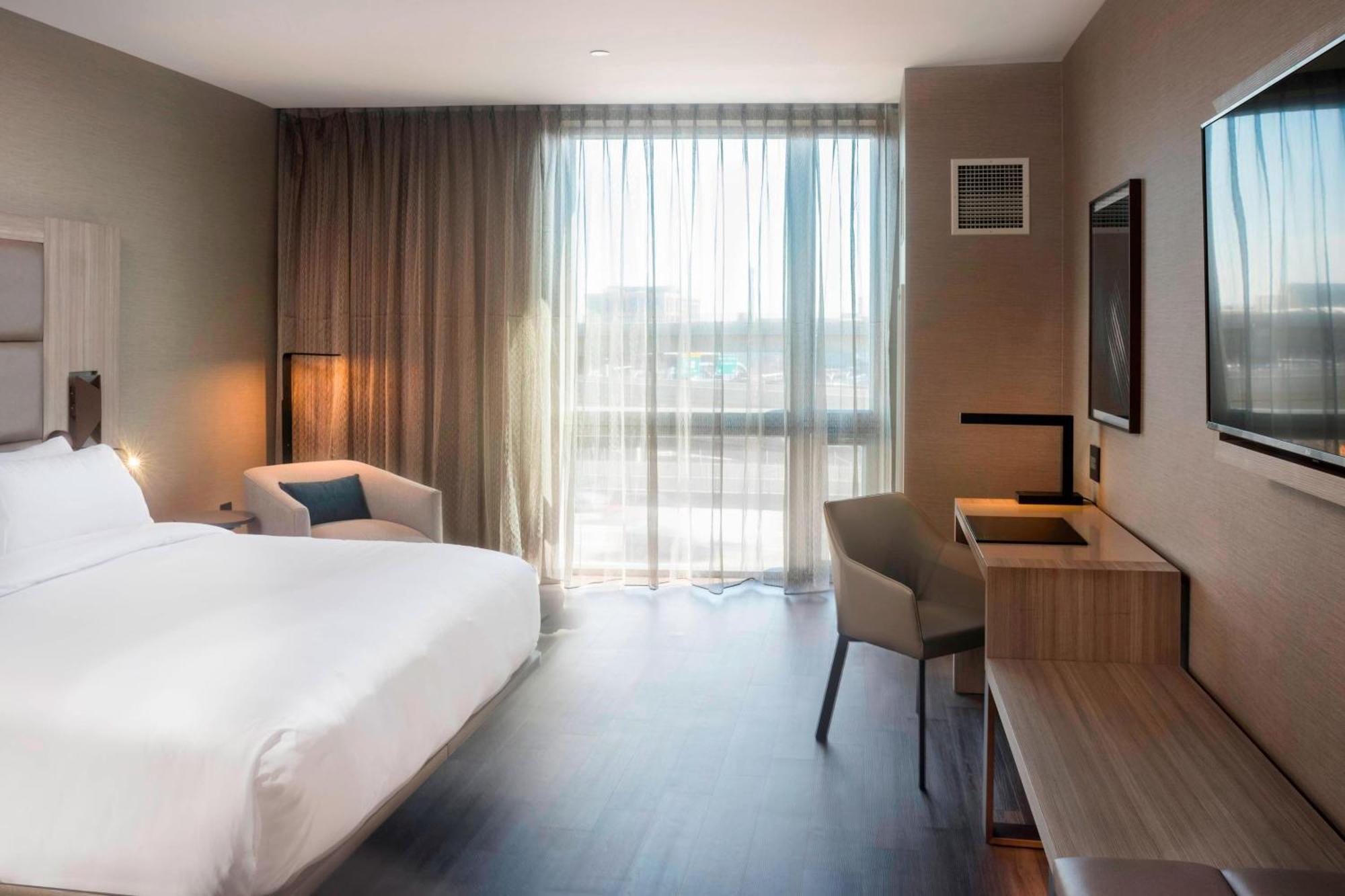 King Room,1632294079:JPEG