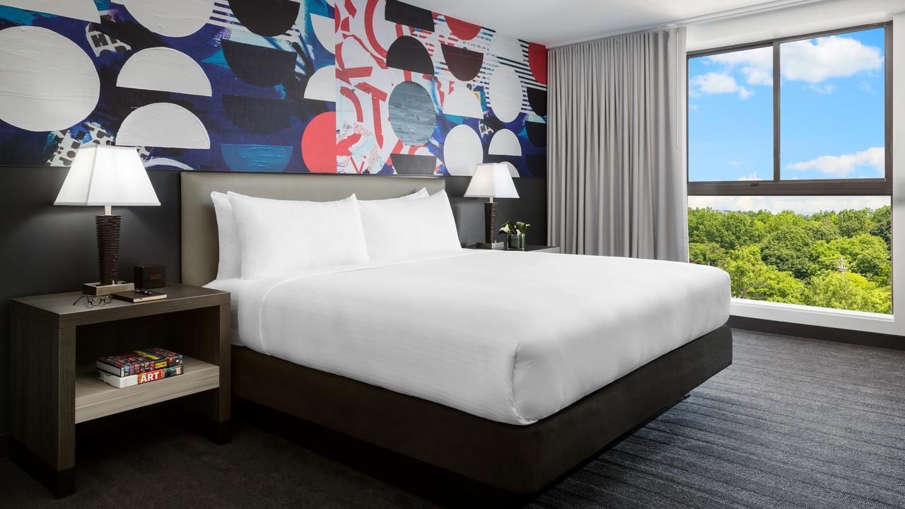 Standard King Room,670457493:JPEG